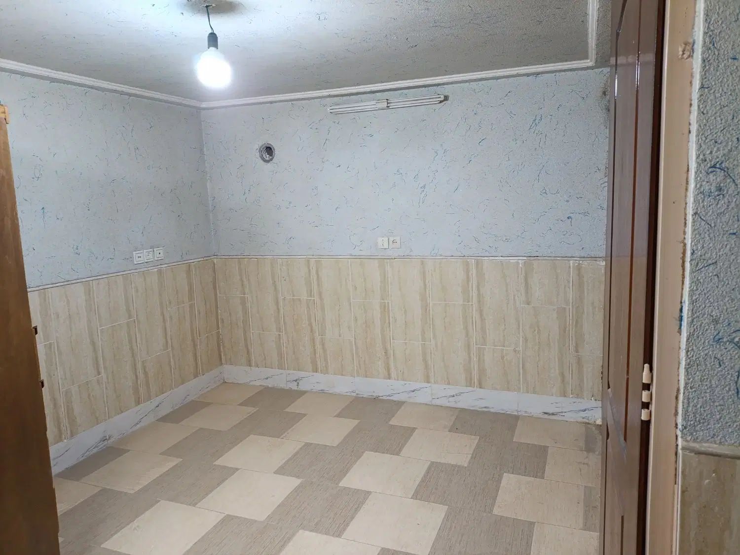 خانه اجاره ای ۱۵۰ متر دو خواب پارکینگ دار (پیلوت)|اجارهٔ خانه و ویلا|اردکان, |دیوار