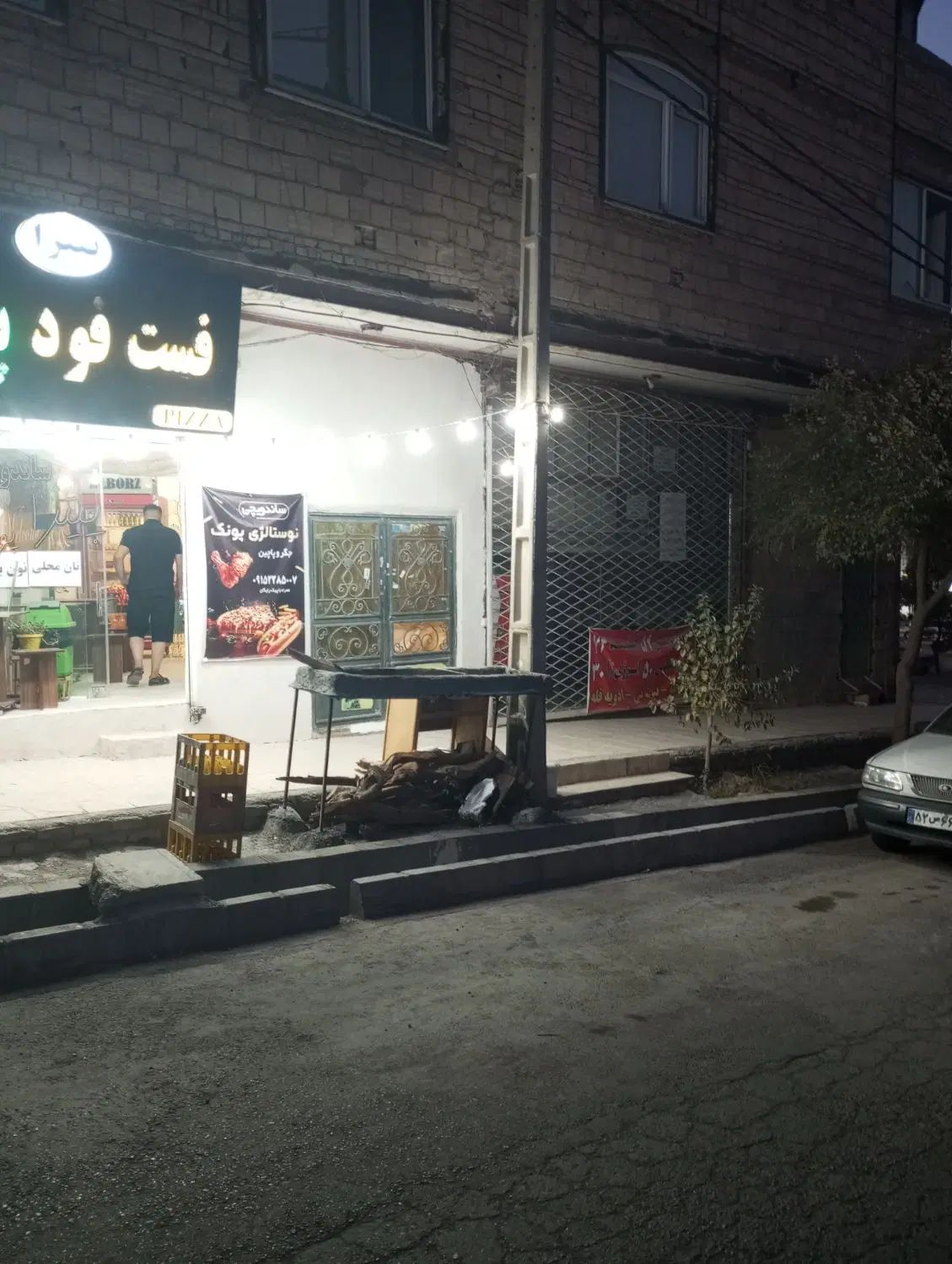 مغازه باموقعیت عالی جهت سوپر مارکت و کافی شاپ|اجارهٔ مغازه و غرفه|مشهد, سرافرازان|دیوار