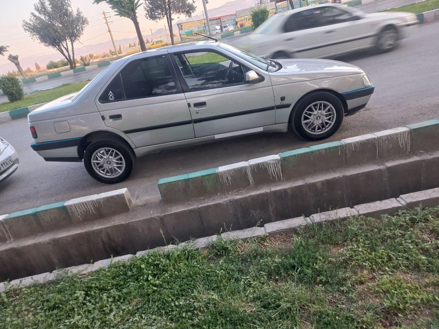 پژو 405 جی ال ایکس (GLX)، مدل ۱۳۸۵|خودرو سواری و وانت|کرمانشاه, |دیوار