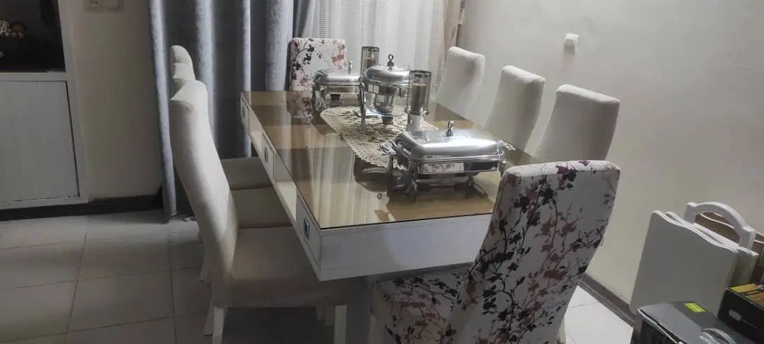 مبل ۷ نفره با میز ناهار خوری ۸ نفره ست|مبلمان خانگی و میز عسلی|اصفهان, شهرستان|دیوار