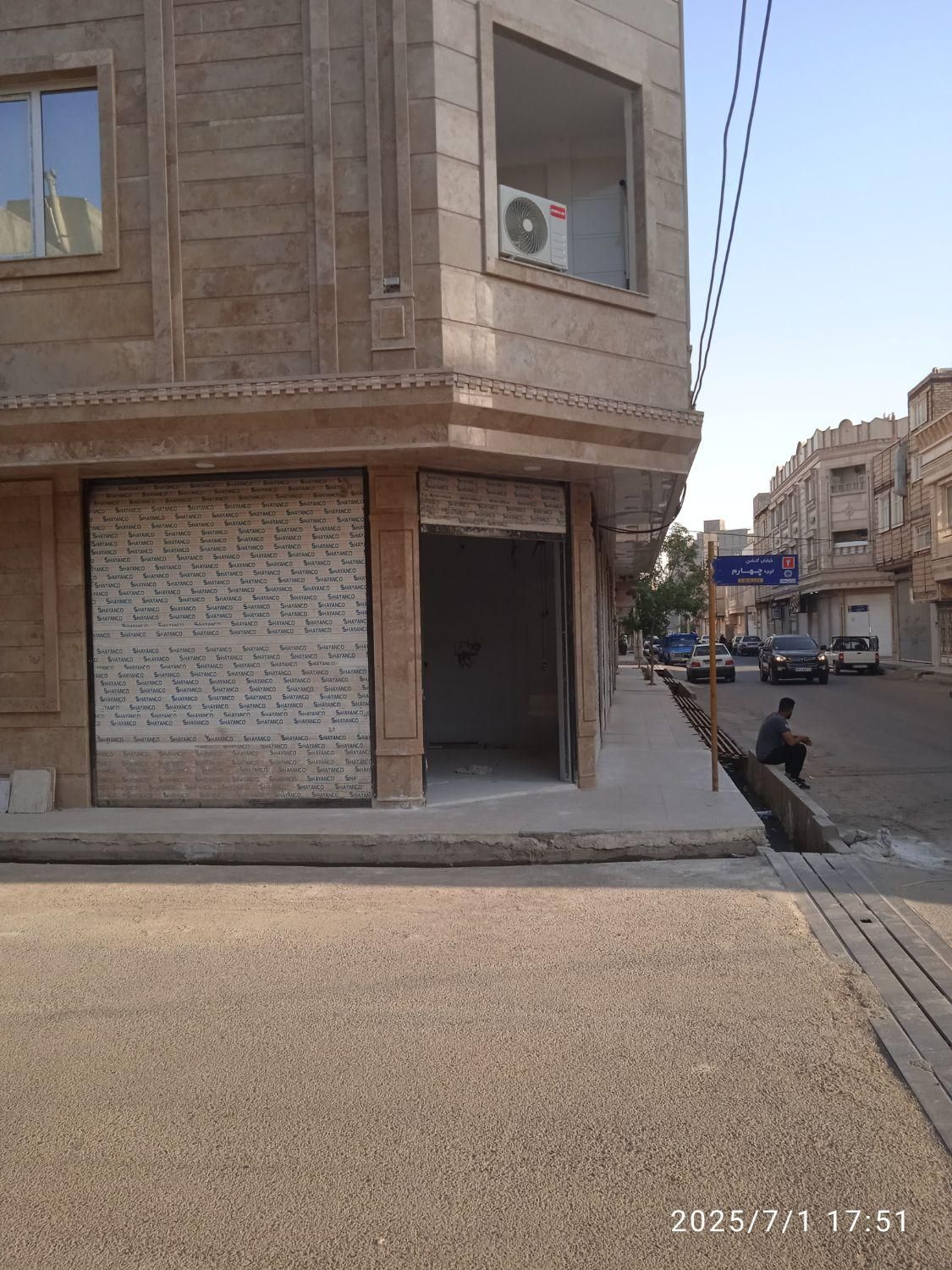 فروش مغازه  دونبش خیابان گلشن|فروش مغازه و غرفه|قم, شهرک فاطمیه|دیوار