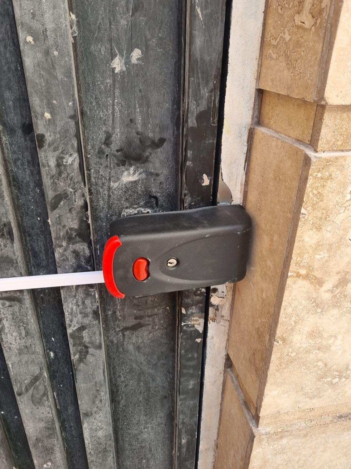 نصب آیفون تصویری کولر  برقکاری اتصالی برق|خدمات پیشه و مهارت|کرج, گلشهر|دیوار