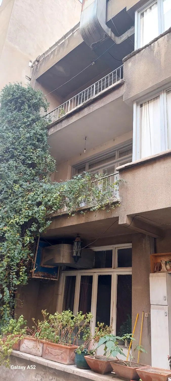 پارک دانشجو ، خارک ۱۸۵ متر خانه با ۴ طبقه بنا|فروش زمین و ملک کلنگی|تهران, فردوسی|دیوار