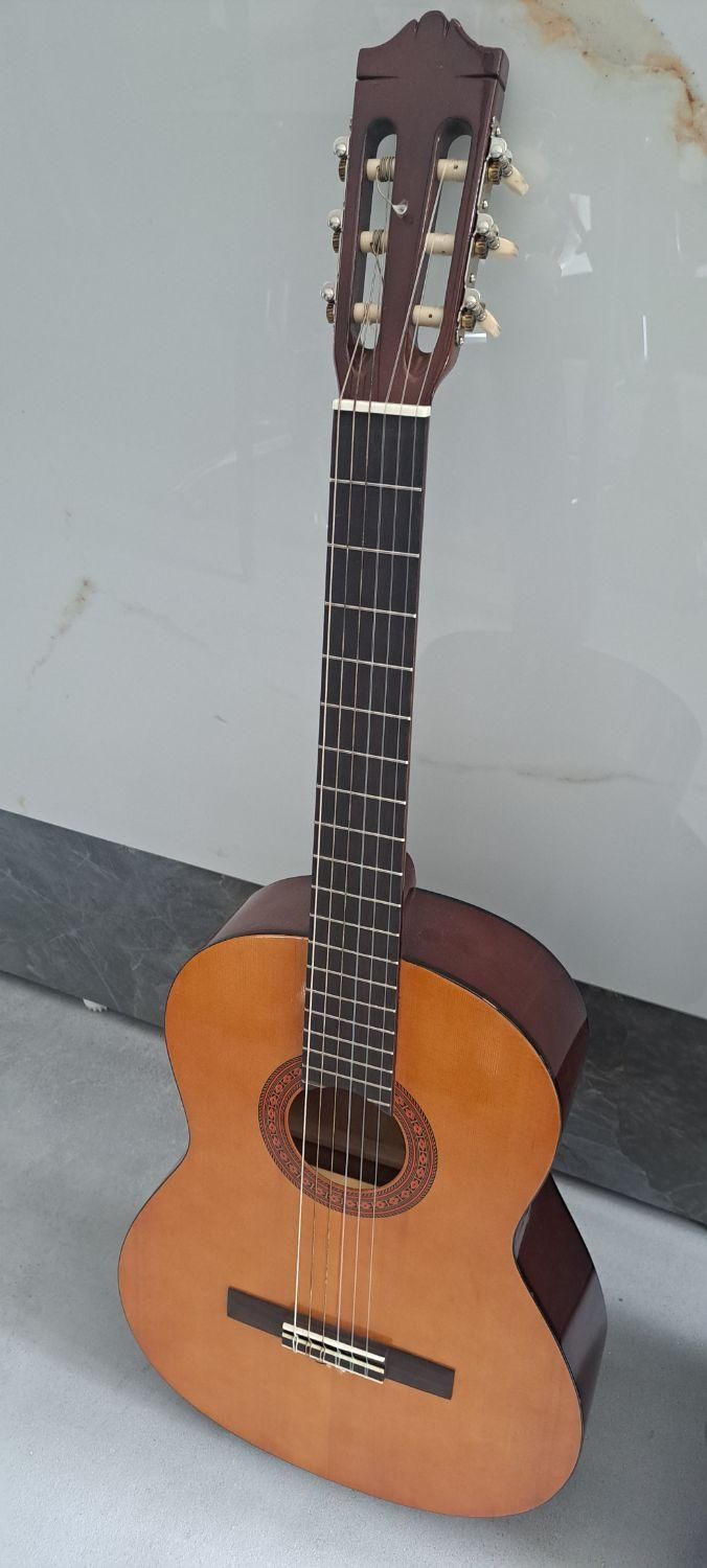 گیتار YAMAHA مدل C-40 نوع ساز  گیتار کلاسیک|گیتار، بیس، امپلیفایر|آبیک, |دیوار