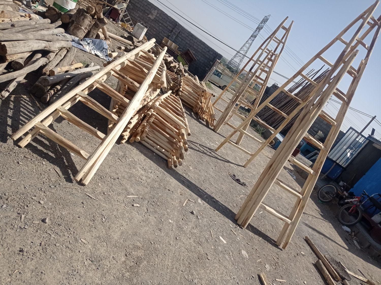 نردبان یک طرفه ودوطرفه میخ چوبی قید بابهترین کیفیت|ابزارآلات|مشهد, نوید (بلوار کشاورز)|دیوار