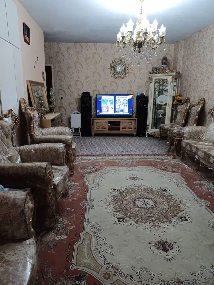 نواب پارکینگدار۴۰متری ۱۰ساله|فروش آپارتمان|تهران, خرمشهر|دیوار