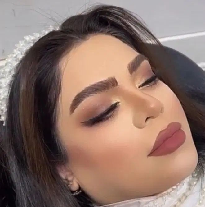 تخفیف به مناسبت افتتاحیه تمام خدمات میکاپ شنیون و|خدمات آرایشگری و زیبایی|مشهد, شهرک امام هادی (شهرک غرب)|دیوار