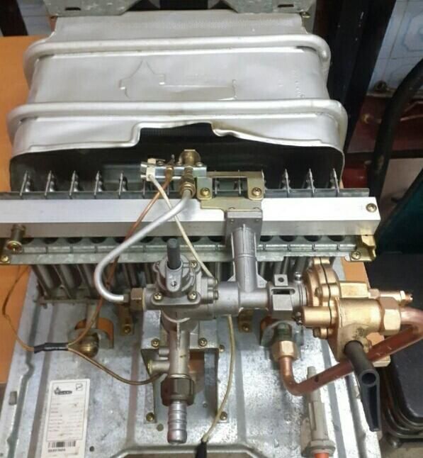 تعمیر سرویس نصب پمپ اب ابگرمکن لوله کشی وسایرتعمی|خدمات پیشه و مهارت|اهواز, کمپلو جنوبی|دیوار