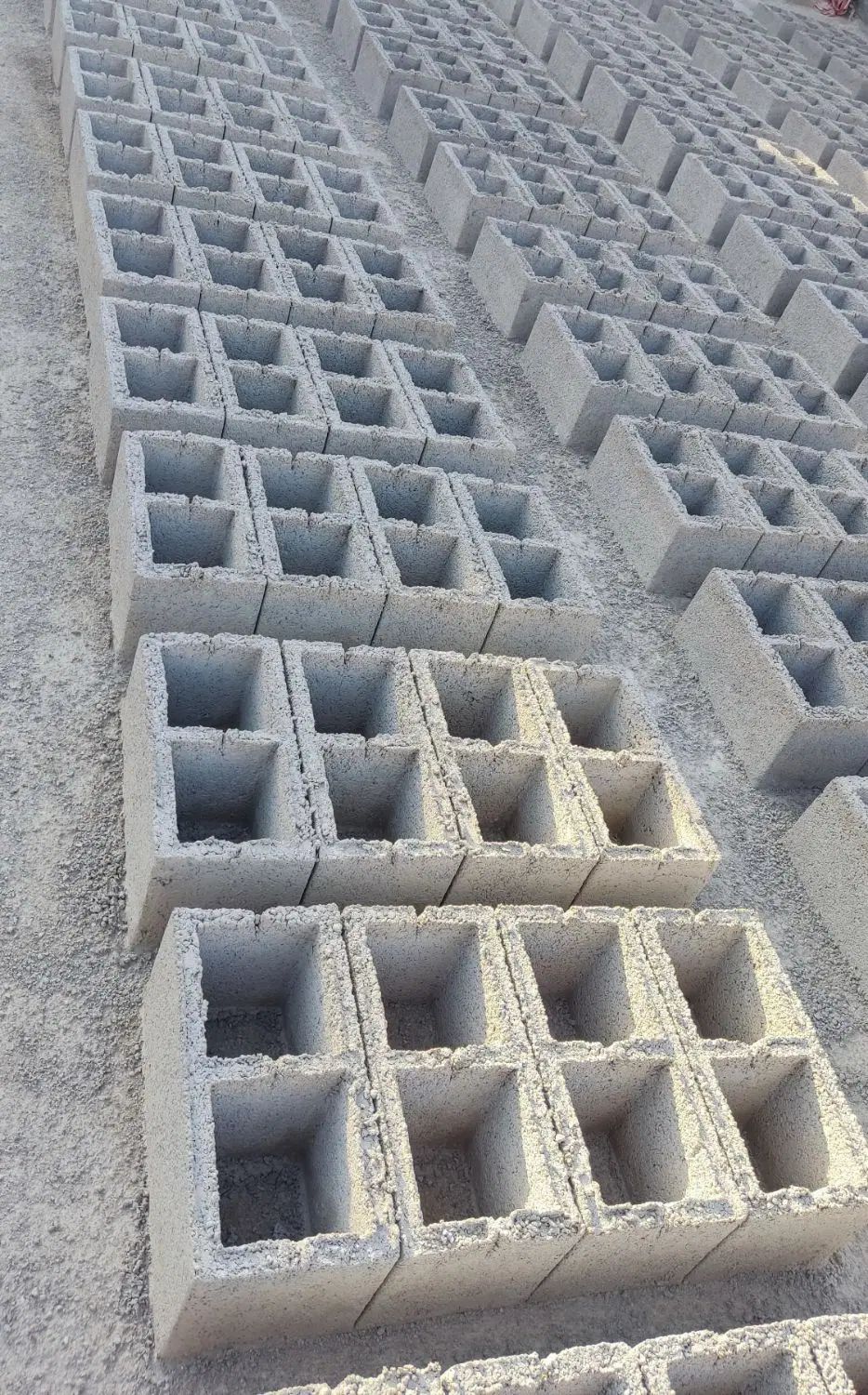 بلوک محکم جفتی ۲۱ هزار در روستای پران پرویز .|مصالح و تجهیزات ساختمان|پلدختر, |دیوار