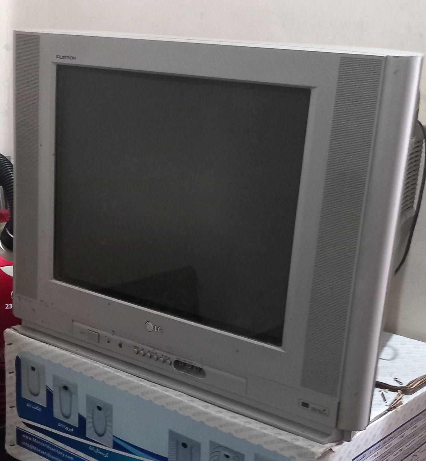 tvقدیمی 21همراه بامیزtv|تلویزیون و پروژکتور|گرگان, |دیوار