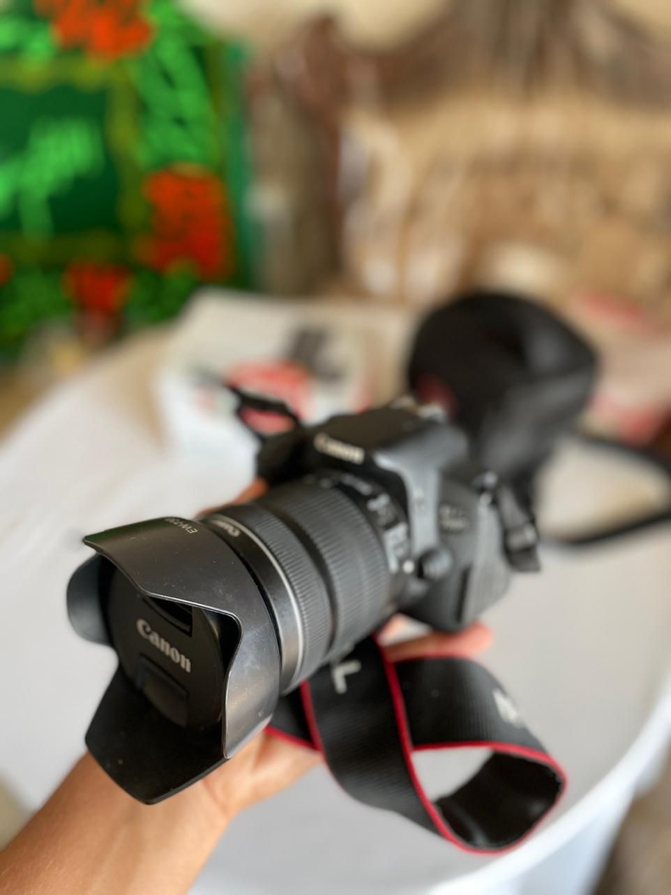 دوربین   Canon700D  + لنز همه‌کاره  18-135 STM|دوربین عکاسی و فیلم‌برداری|اصفهان, بهارستان (مخابرات)|دیوار