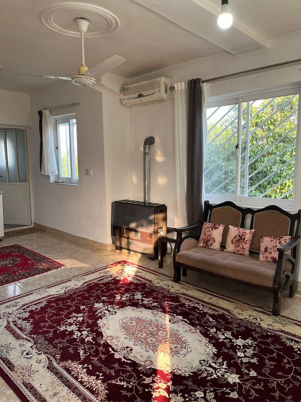 اجاره سوئیت تک خوابه آلاچیق دار|اجارهٔ کوتاه‌مدت آپارتمان و سوئیت|رامسر, |دیوار