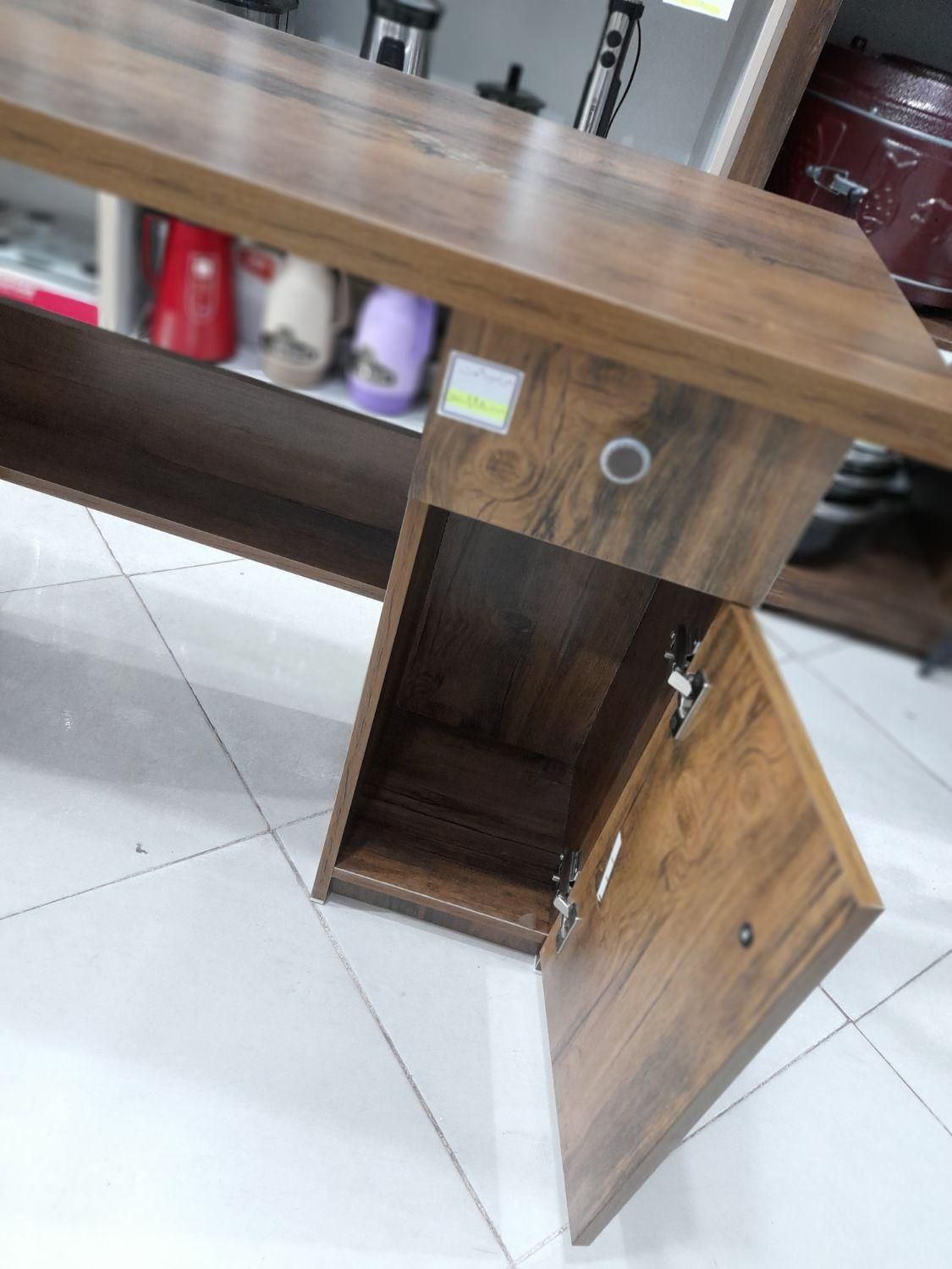 میز تحریر  ۹۰ سانت * اثاث مارکت|میز تحریر و کامپیوتر|سیرجان, |دیوار