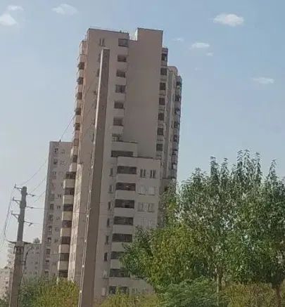 بنا برای شمشه کشی و کفسازی کف ساختمان|استخدام معماری، عمران و ساختمانی|تهران, هوانیروز|دیوار