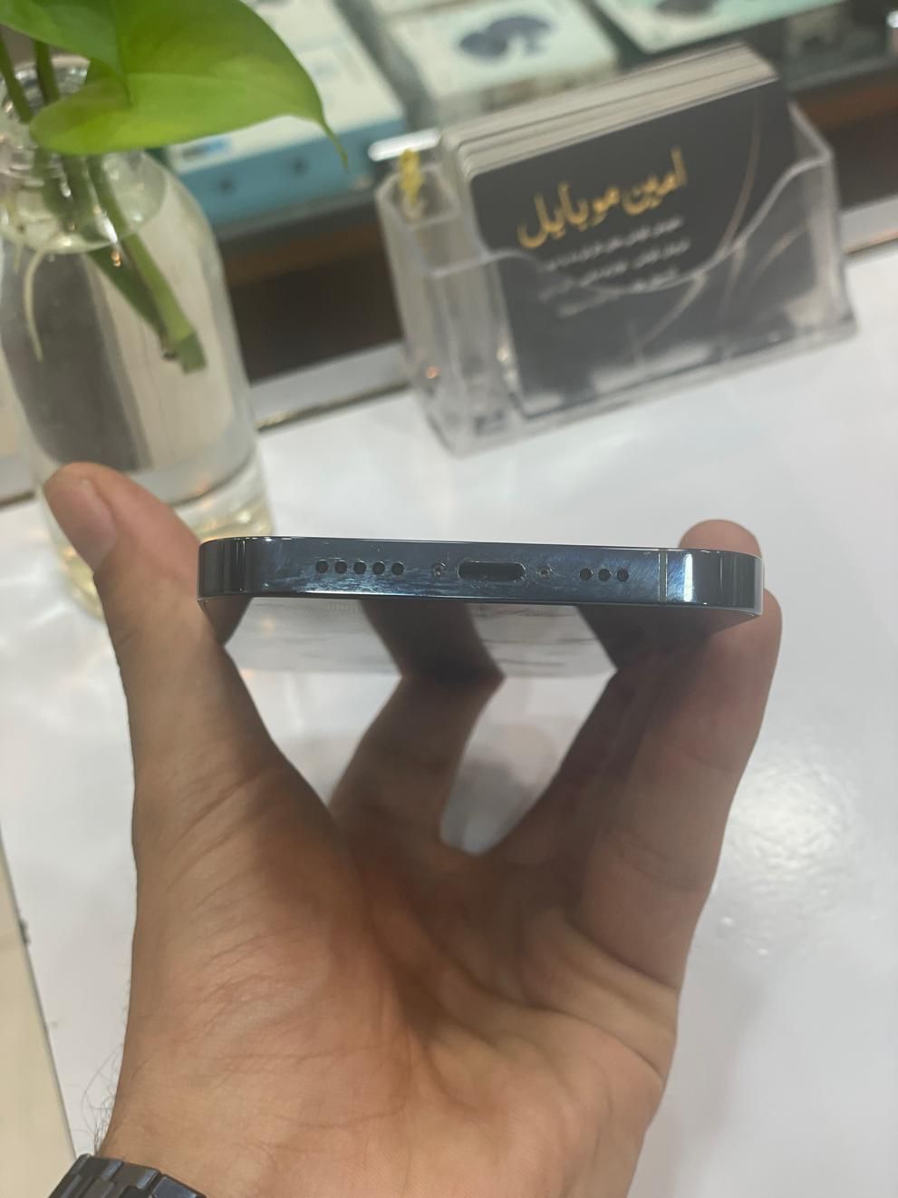 12pro|موبایل|شیراز, زند|دیوار