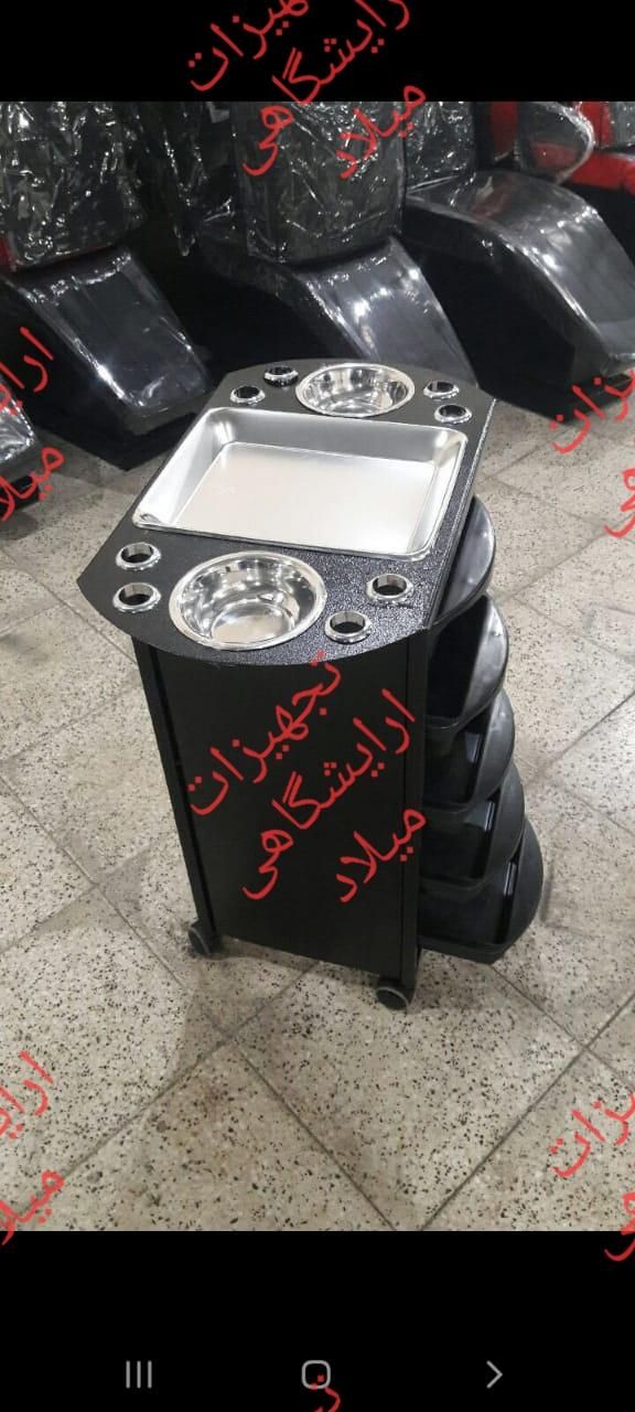 ترولی فورتیک سرشور میزناخن تابوره ایفل صندلی اصلاح|آرایشگاه و سالن‌های زیبایی|کرج, گلشهر|دیوار