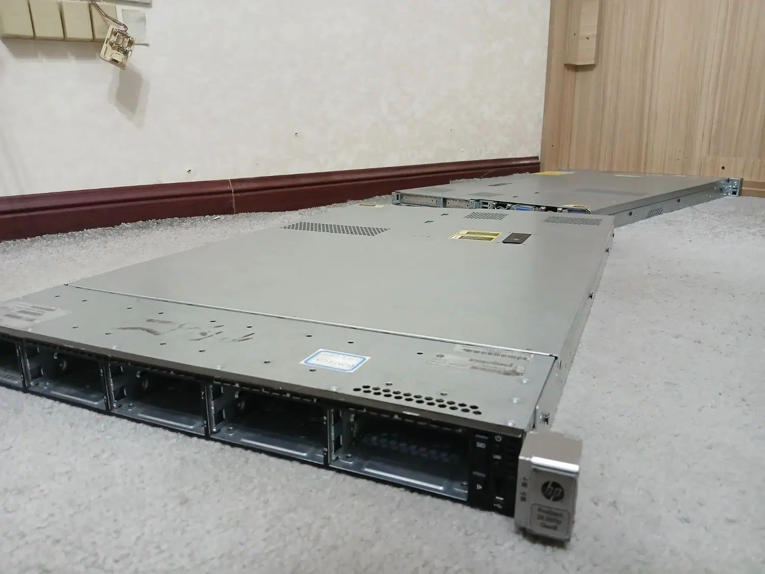سرور dl360 g8 8sff|مودم و تجهیزات شبکه|تهران, خواجه نصیر طوسی|دیوار
