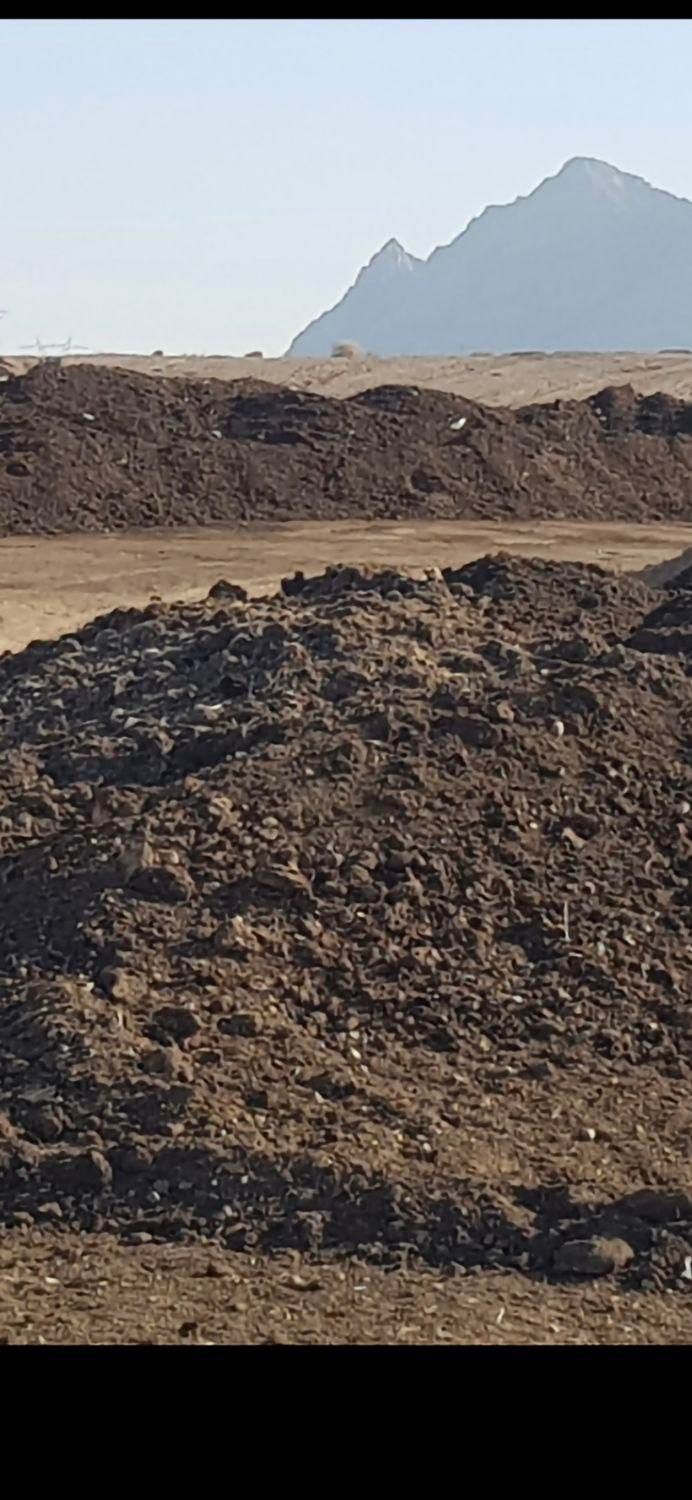 کودمرغ فله تناژ بالا تنی ۲م|خدمات باغبانی و درختکاری|یزد, |دیوار