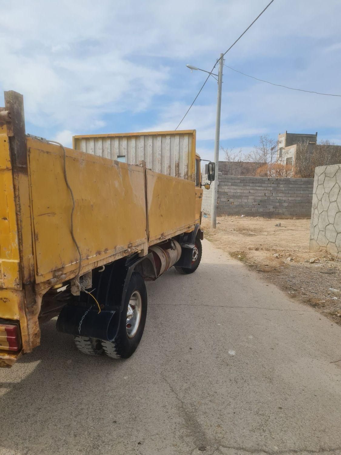 خاور 608 مدل 81|خودرو سنگین|مشهد, توس (بلوار توس)|دیوار