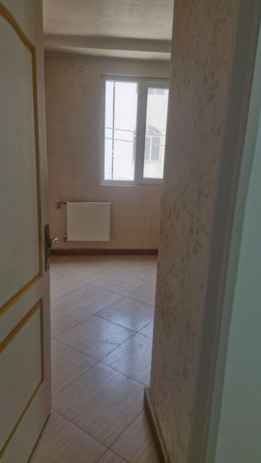 اجاره آپارتمان ۶۸ متری ۱ خوابه در شهرک ولیعصر