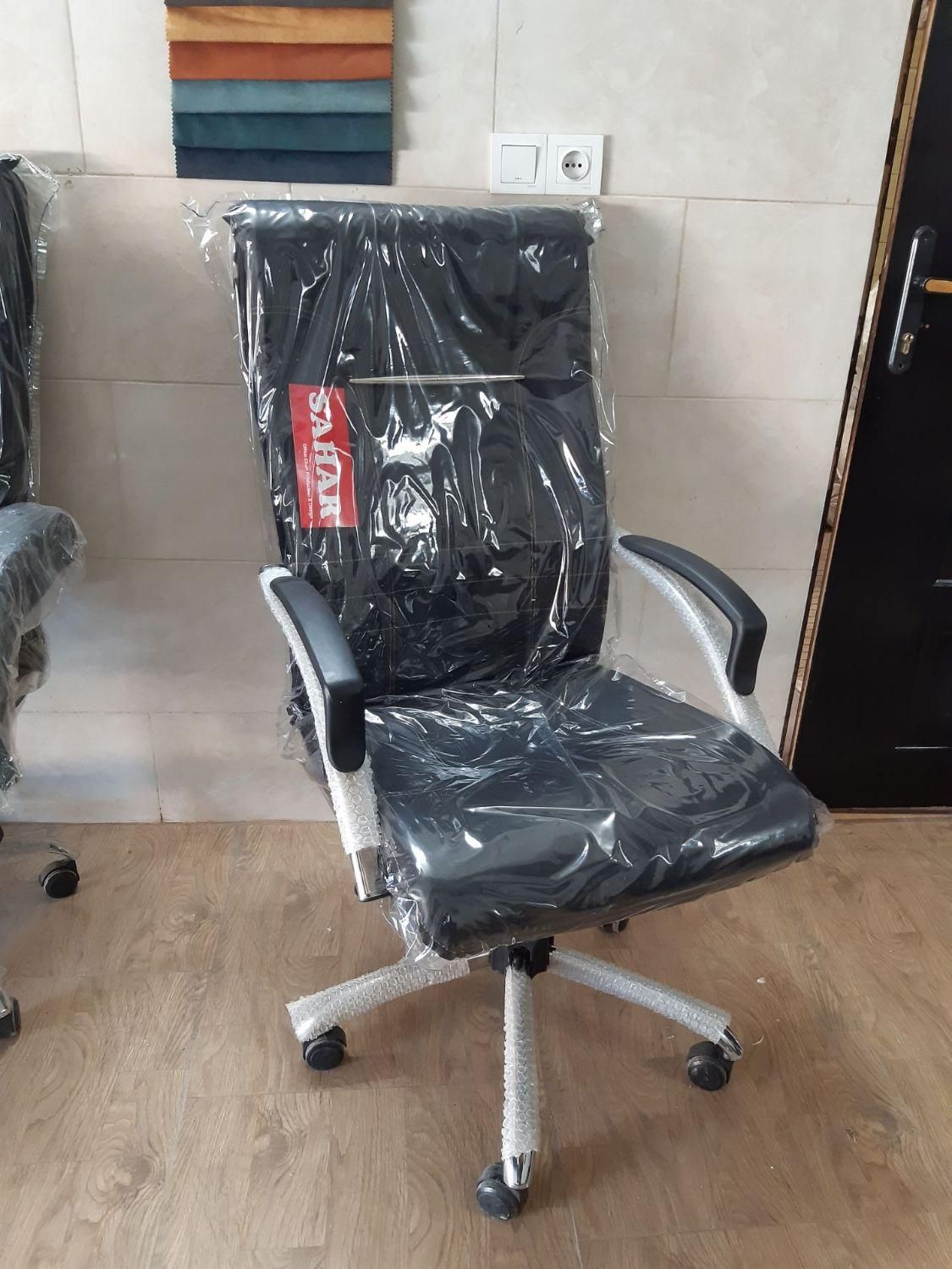 صندلی گردان جک دار« نو »|مبلمان اداری|همدان, |دیوار