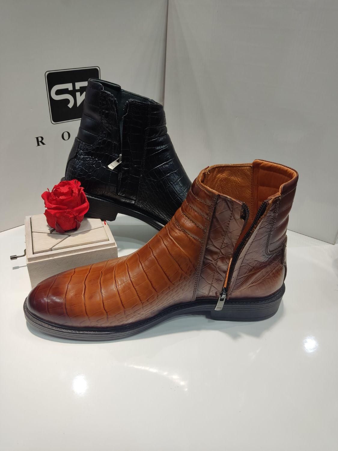 بوت نیم بوت تمام چرم فقط چرم گاوی اردلان بیرانوند|کیف، کفش، کمربند|خرمآباد, |دیوار