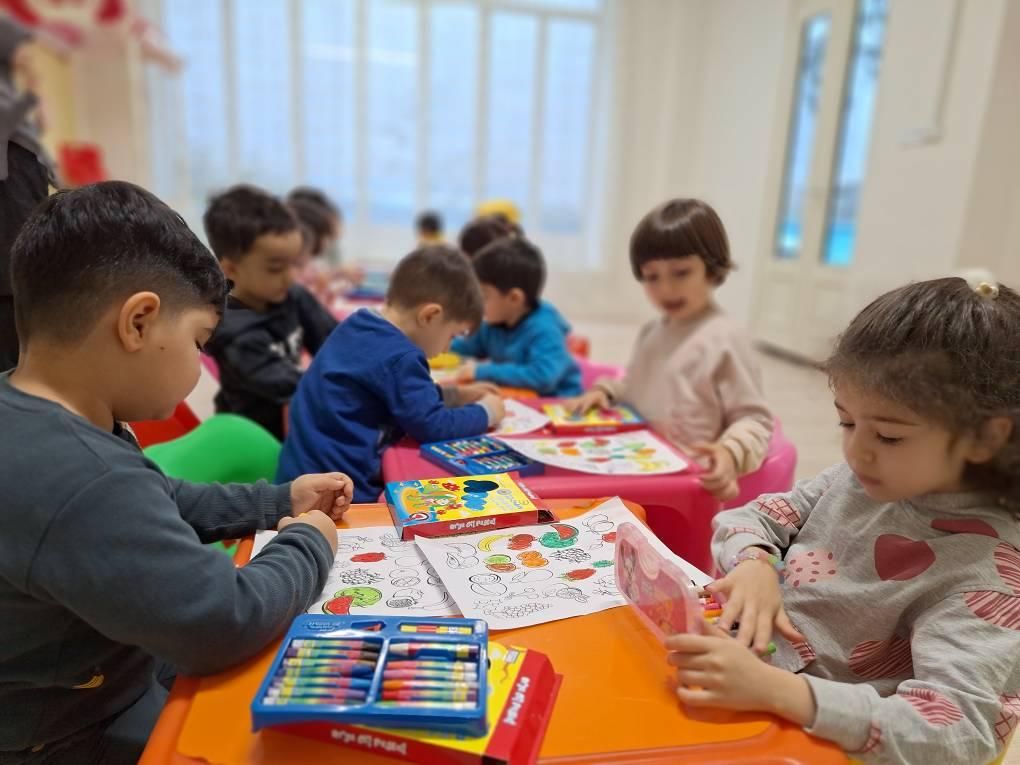 اجاره دفتر کار ، کلاس ۳۰ متری در خیابان ایران|اجارهٔ کوتاه‌مدت دفتر کار و فضای آموزشی|تهران, ایران|دیوار