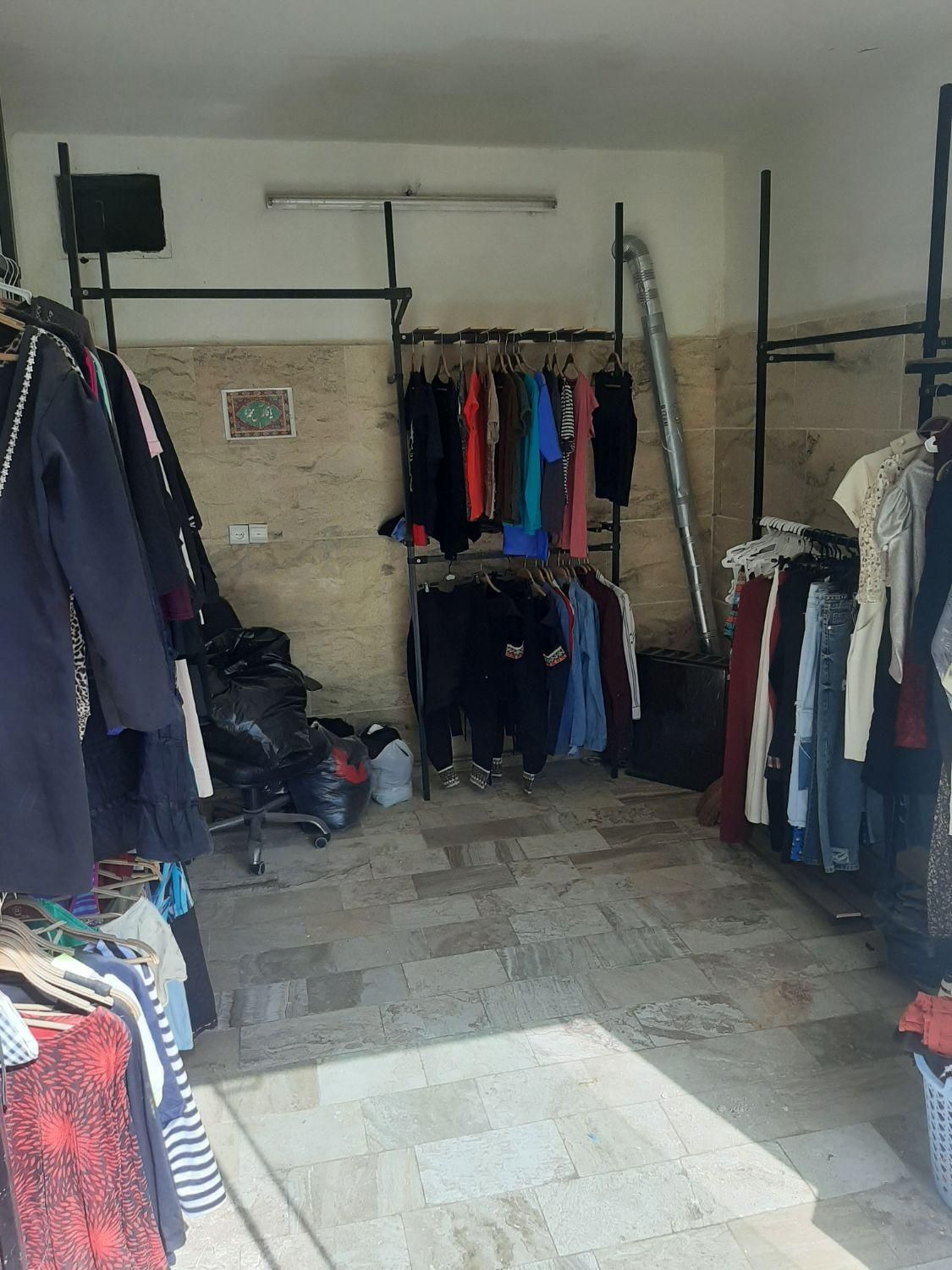 اجاره مغازه ۱۵ متری|اجارهٔ مغازه و غرفه|ورامین, ورامین|دیوار