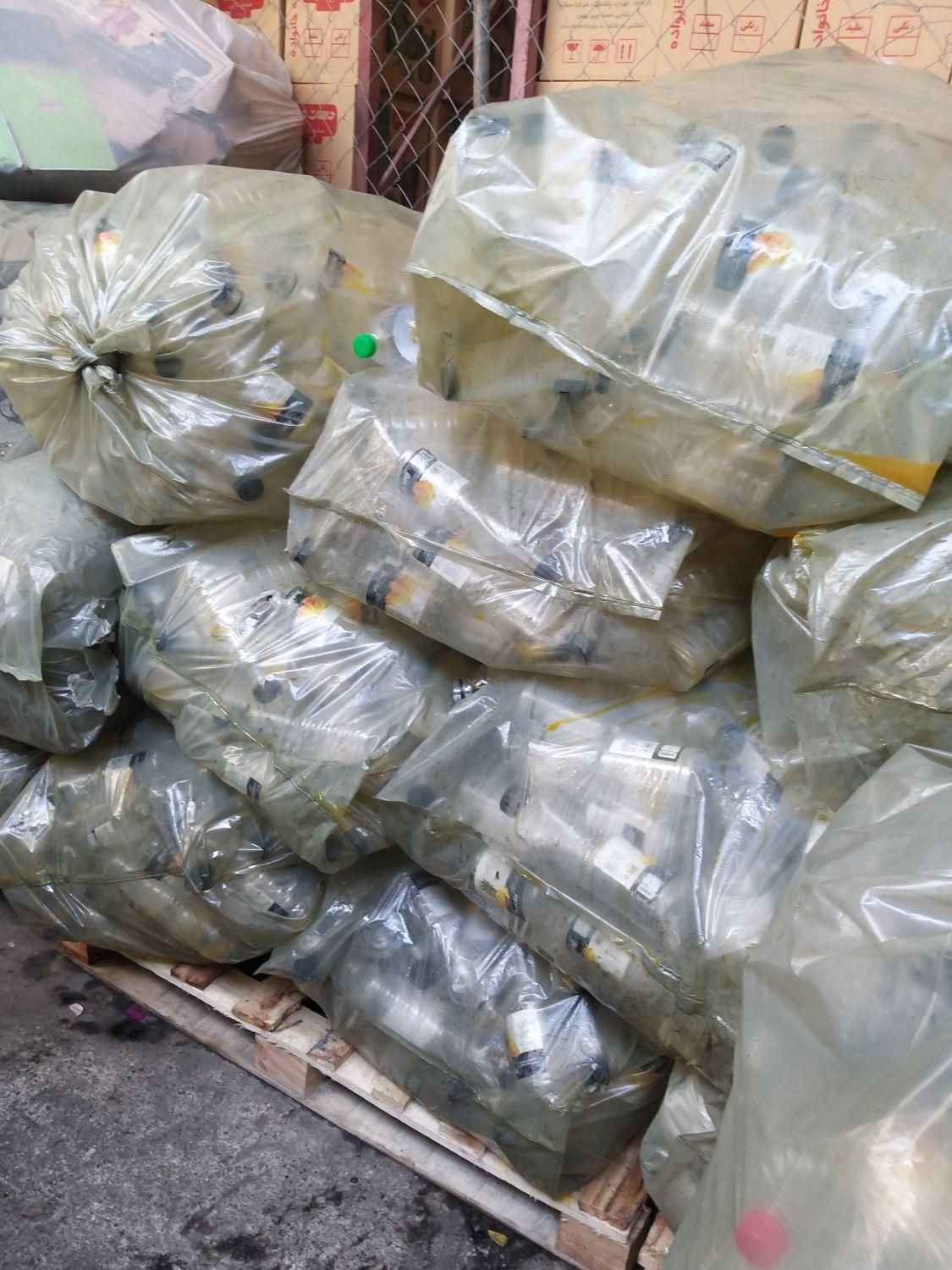 ضایعات کارتن پت نایلون آهن پلاستیک|عمده‌فروشی|پاکدشت, پاکدشت (مامازند)|دیوار