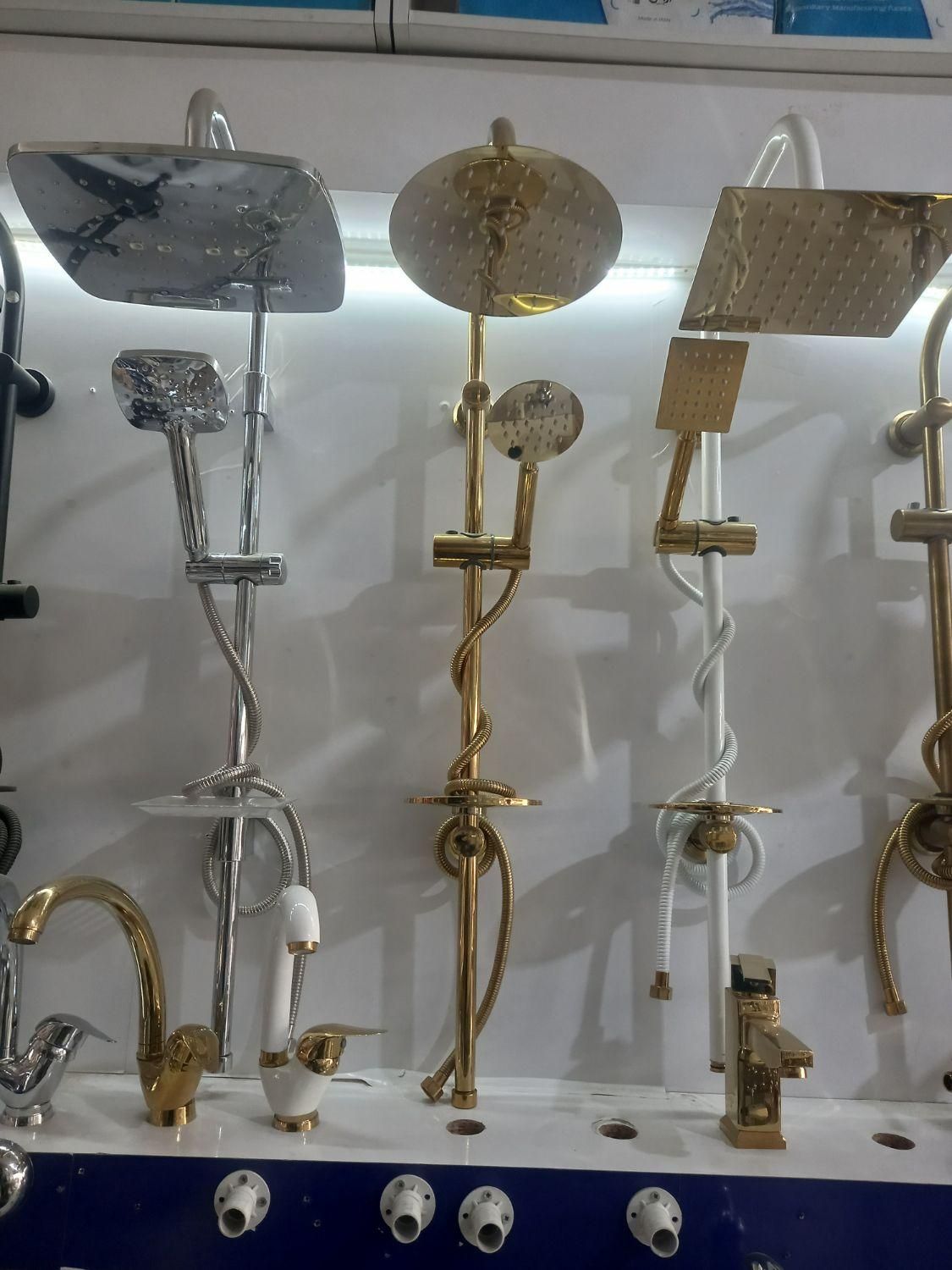 دوش حمام. علم دوش. سردوش شیر حمام شیر دوش|مصالح و تجهیزات ساختمان|مشهد, الهیه|دیوار