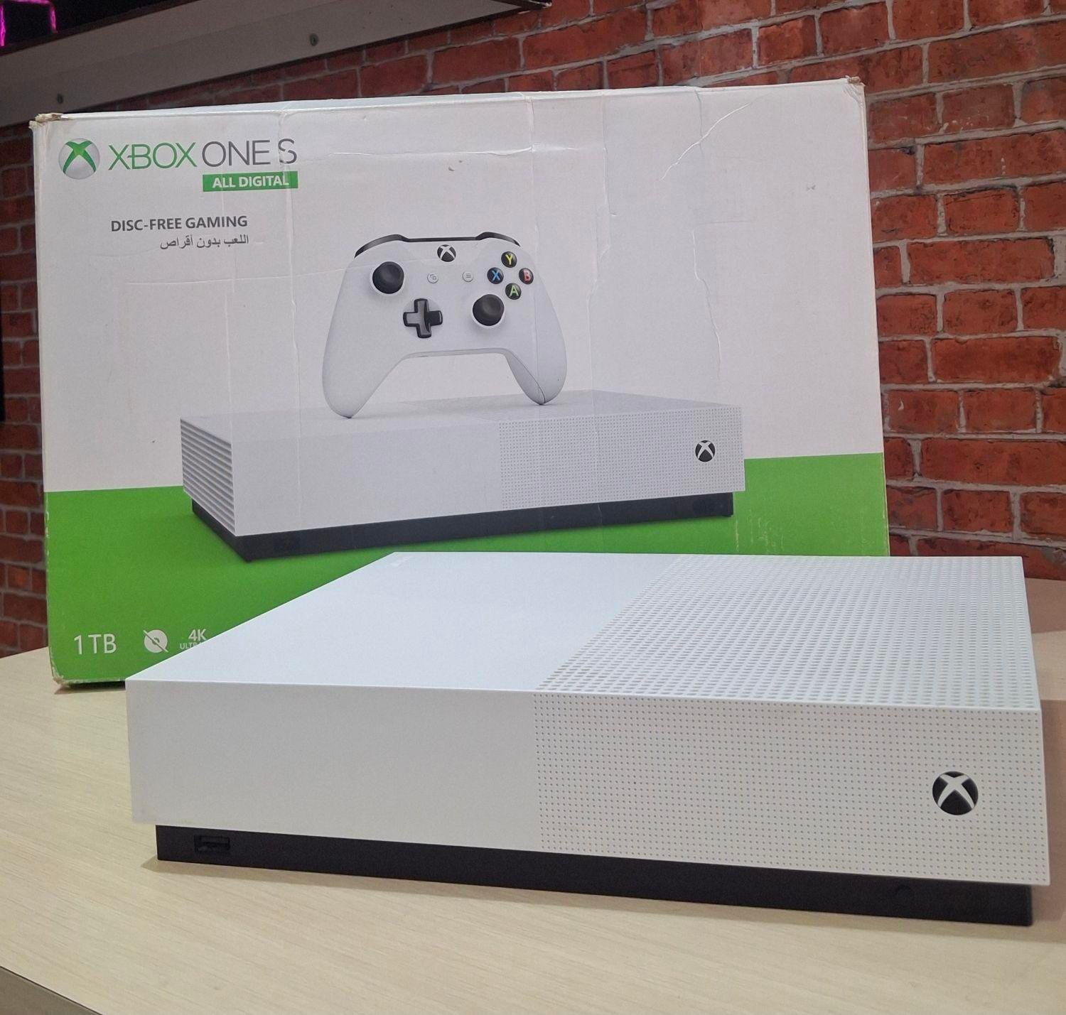 xbox one s در حد آکبند|کنسول، بازی ویدئویی و آنلاین|اصفهان, سعادت‌آباد|دیوار