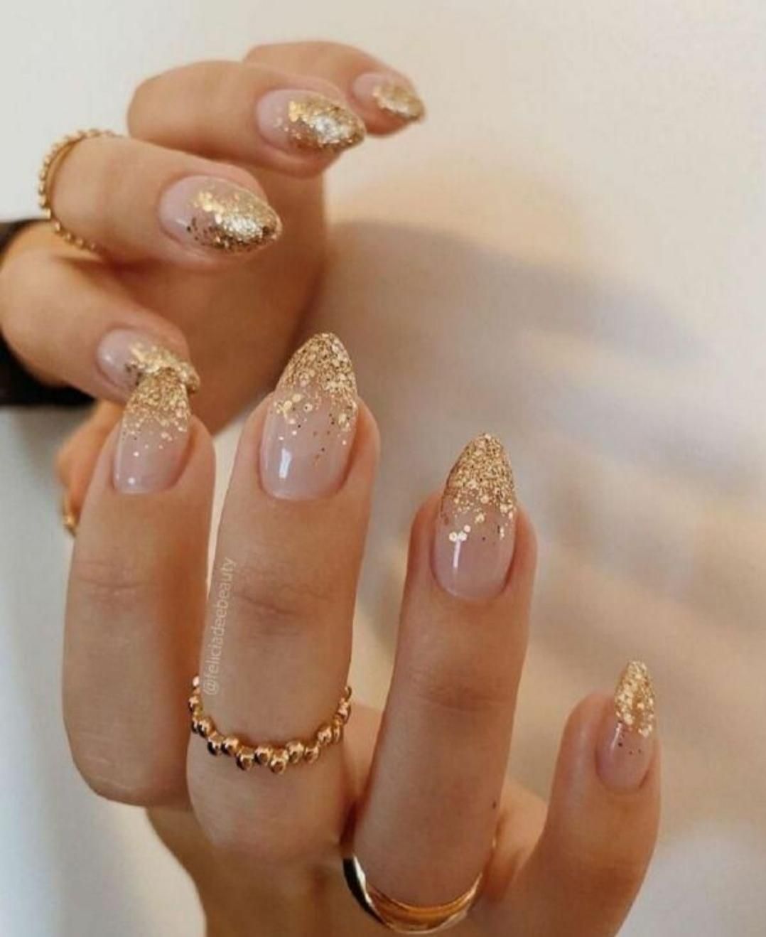 کاشت ناخن|خدمات آرایشگری و زیبایی|یاسوج, |دیوار