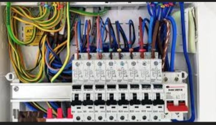 برقکارساختمان نصب دوربین مداربسته|خدمات پیشه و مهارت|زهک, |دیوار