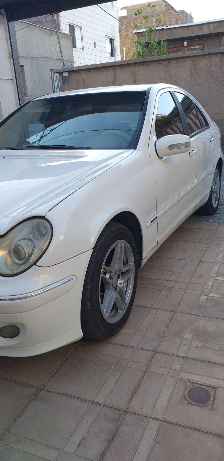 بنز کلاس C C240 اتوماتیک، مدل ۲۰۰۲|خودرو سواری و وانت|مشهد, رضاشهر|دیوار