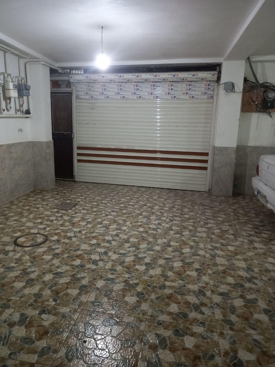 اجاره واحد با پارکینگ در رشت مرکز شهر|اجارهٔ کوتاه‌مدت آپارتمان و سوئیت|رشت, نظری|دیوار