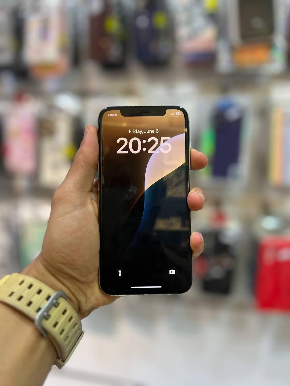 اپل iPhone XS با حافظهٔ ۲۵۶ گیگابایت|موبایل|مشهد, کوشش|دیوار