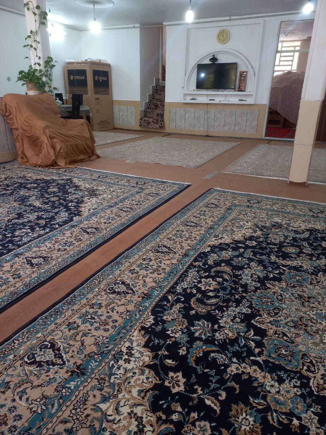 سوییت همکف ویلایی ۲۲۰ متری تمیز مرتب|اجارهٔ کوتاه‌مدت آپارتمان و سوئیت|خرم‌آباد, |دیوار