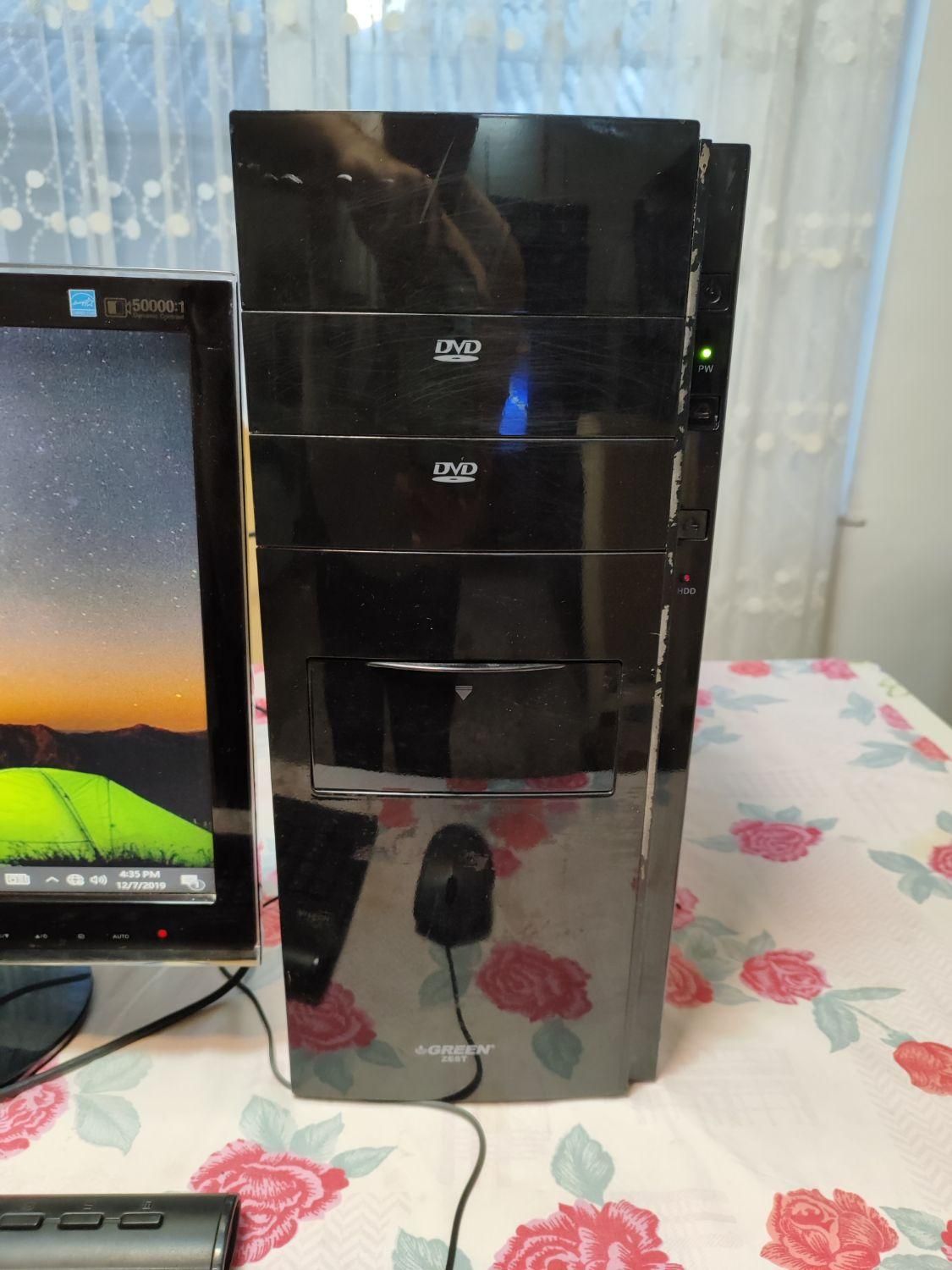 ۴هسته با رم ۸ هارد ۵۰۰ و ssd گرافیک ۲ مانیتور ۲۰|رایانه رومیزی|چالوس, |دیوار
