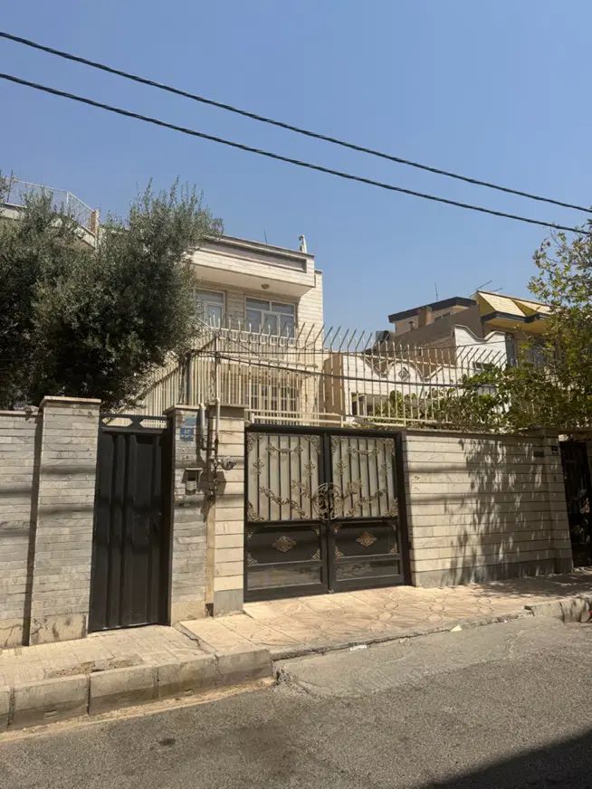 ۲۰۰ متر خانه ویلای شهرک راه آهن میدان اتریش یاس|فروش زمین و ملک کلنگی|تهران, گلستان (شهرک راه آهن)|دیوار