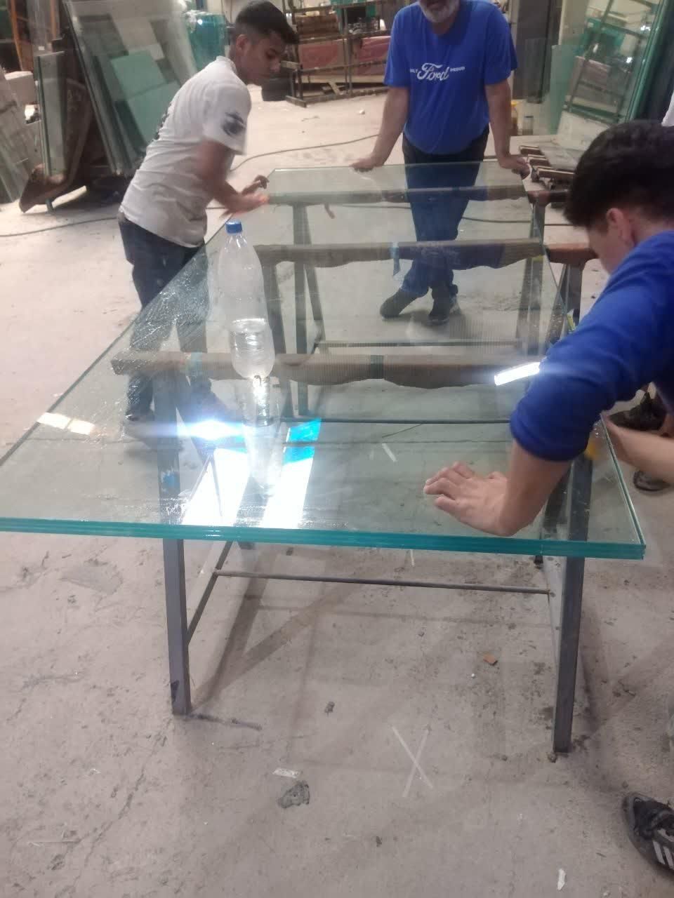 تولید شیشه ضد گلوله و لمینت طراحی و اجرای ویترین|خدمات پیشه و مهارت|تهران, خزانه|دیوار