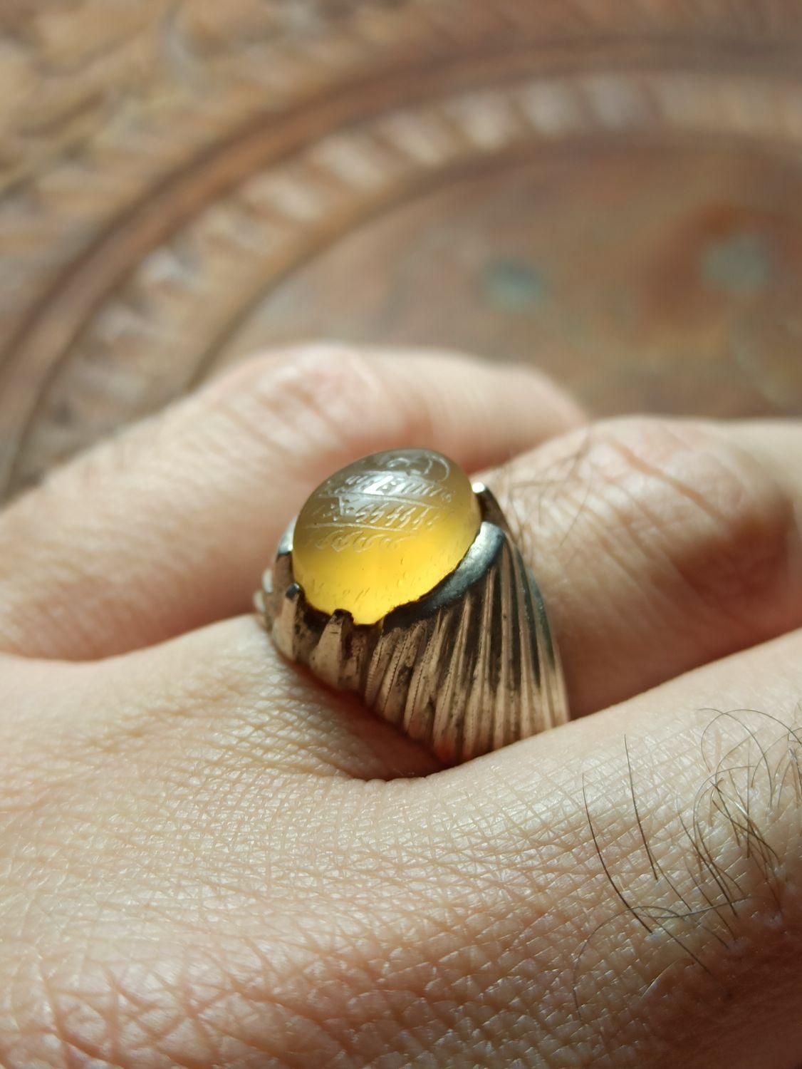 انگشتر عقیق زرد حکاکی دست|جواهرات|رشت, شهرک صبا|دیوار