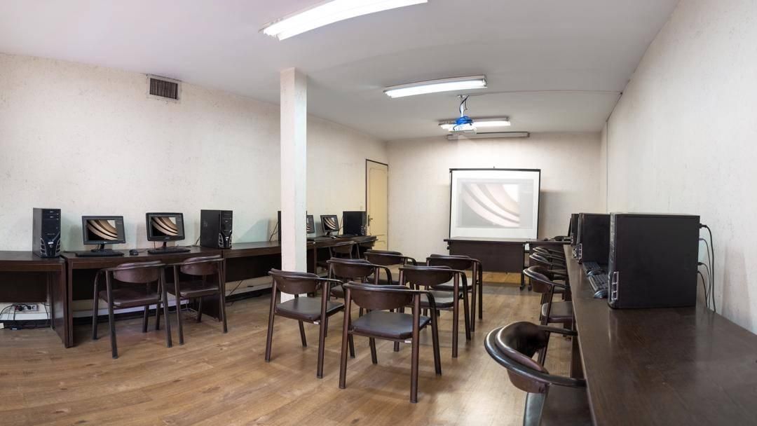 اجاره کلاس آموزشی و درسی|اجارهٔ کوتاهمدت دفتر کار و فضای آموزشی|تهران, سنائی|دیوار
