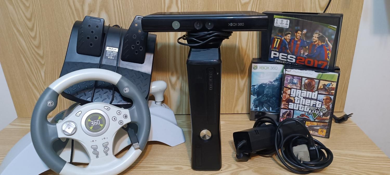 ایکس‌باکس 360 به همراه فرمان بازی و دوربین Kinect|کنسول، بازی ویدئویی و آنلاین|بومهن, |دیوار