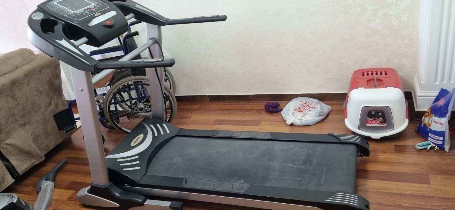 یکدستگاه ترد میل کم کارکرد|تجهیزات ورزشی|رشت, گلسار|دیوار