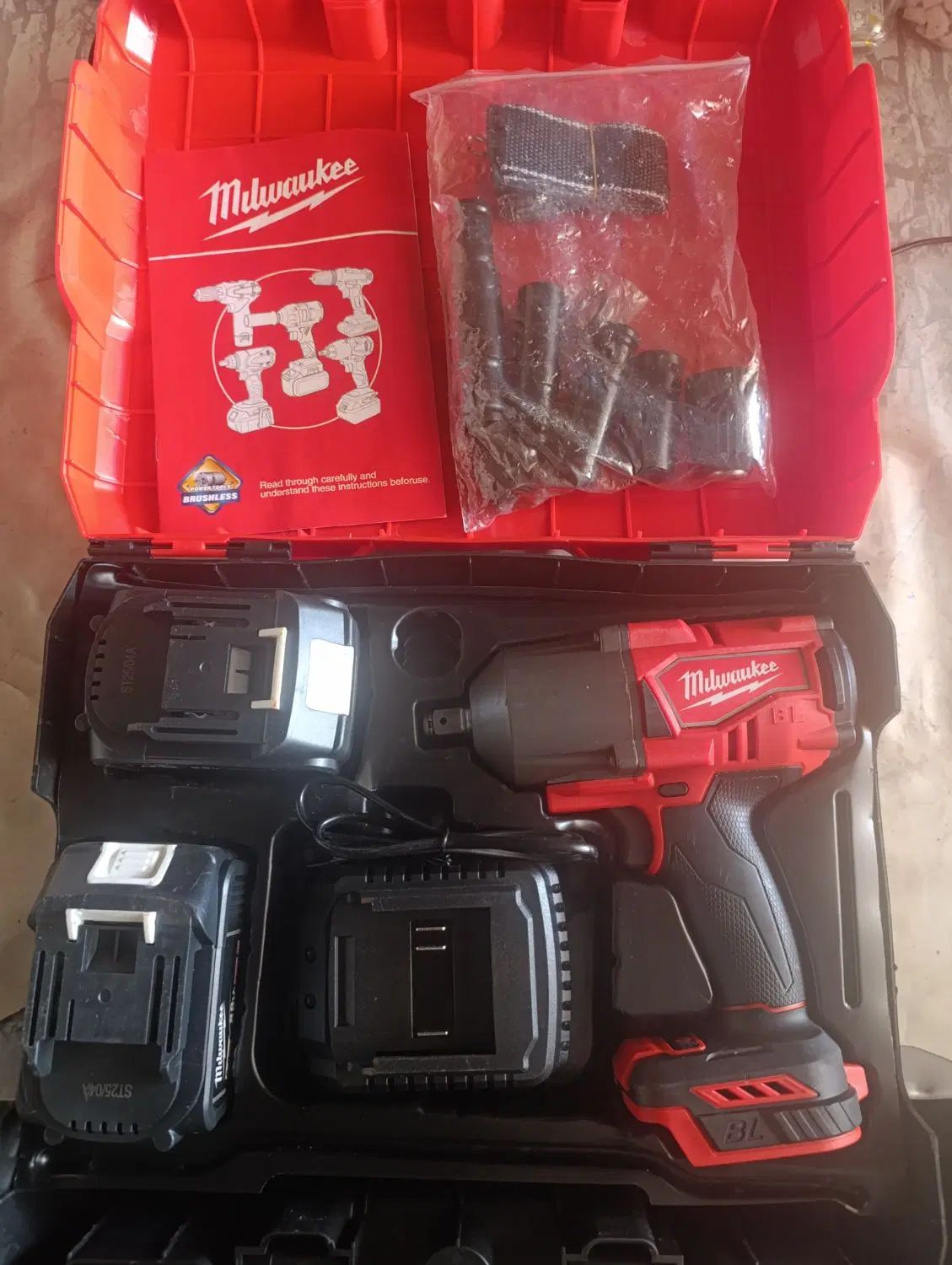 بکس شارژی برند میلواکی مدل M88-6Ah-1200N|ابزارآلات|مشهد, حجاب (شهرک غرب)|دیوار