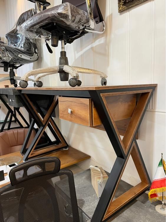 میز مدرن تحریر|میز تحریر و کامپیوتر|مشهد, خواجه ربیع|دیوار