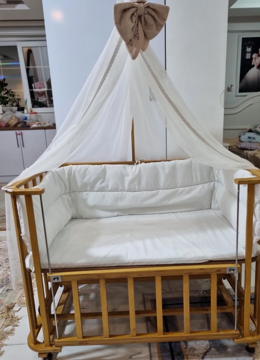 تخت کنار مادر و نانو چند حالته|اسباب و اثاث بچه|رشت, فخب|دیوار