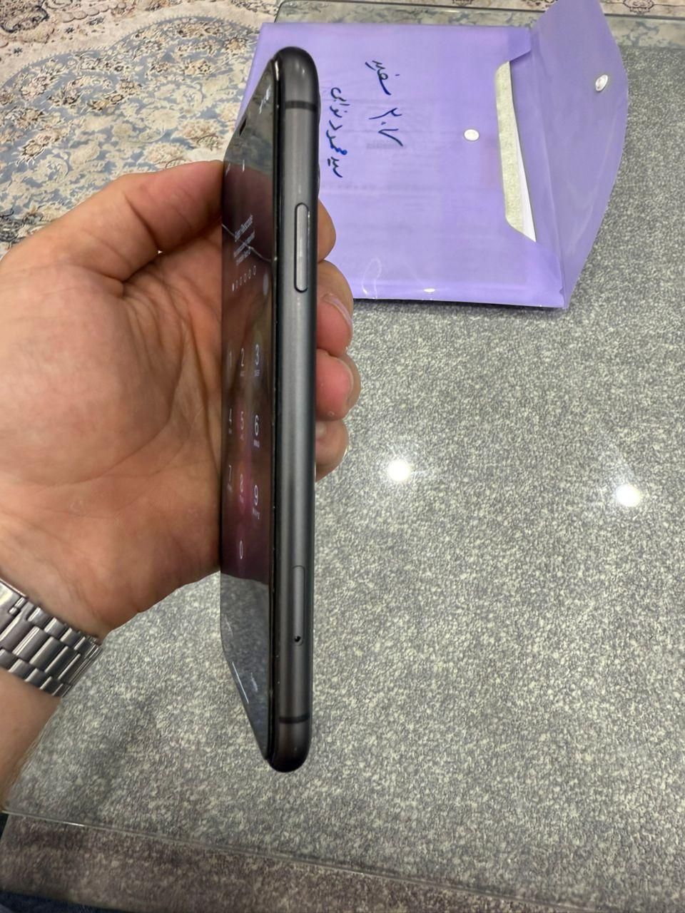 اپل iPhone 11 با حافظهٔ ۱۲۸ گیگابایت|موبایل|تهران, تهران‌سر|دیوار