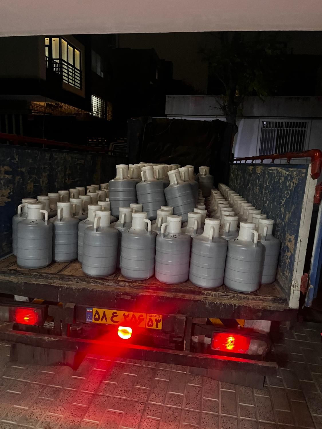 پخش شیره انگور-خرما-رب انار|خوردنی و آشامیدنی|کرج, میدان میوه و تره بار مرکزی|دیوار