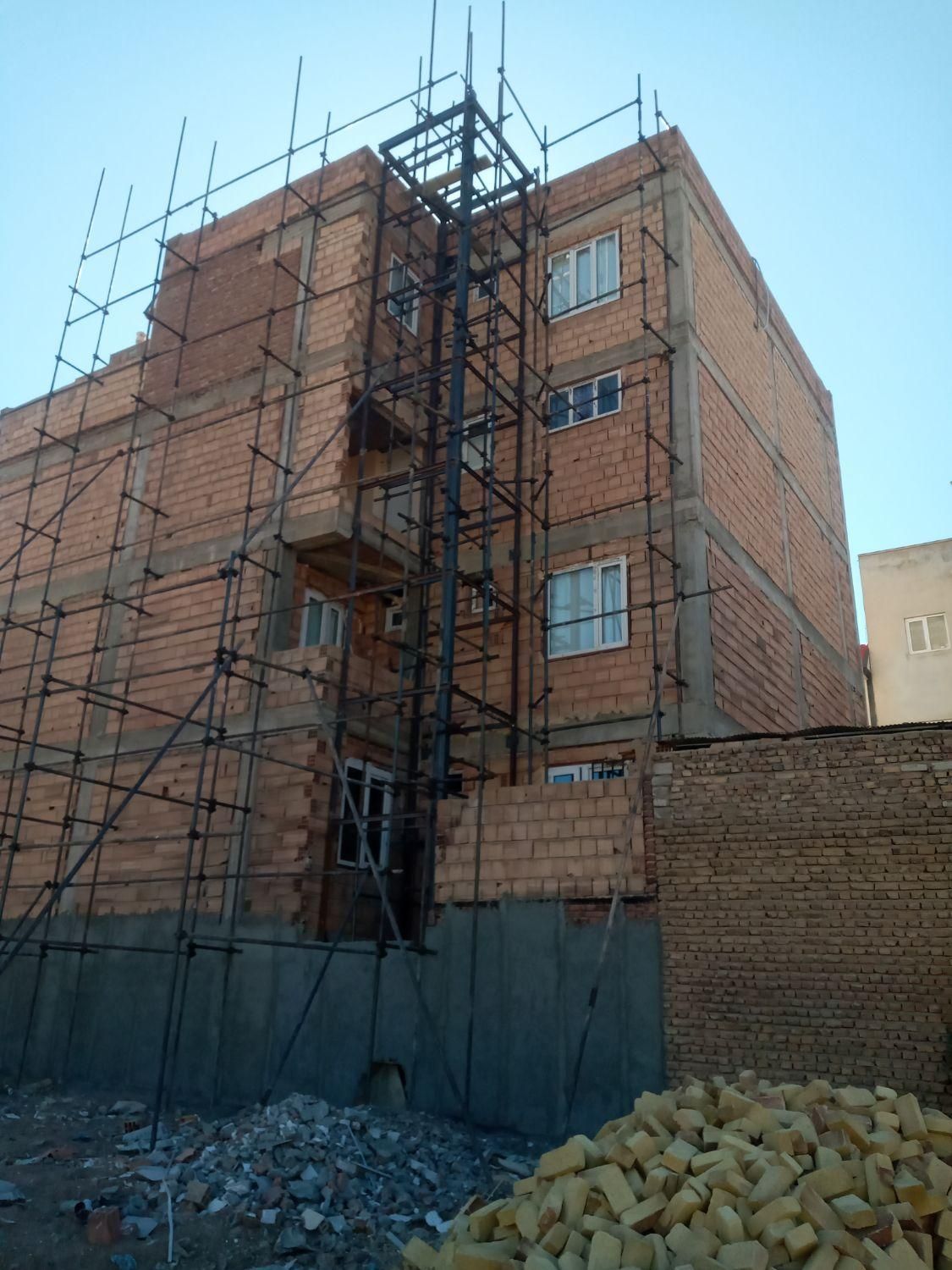 داربست خیلی مناسب|خدمات پیشه و مهارت|ارومیه, |دیوار